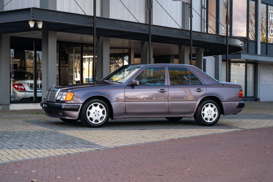 Mercedes-Benz E-Klasse 500E W124